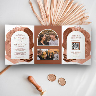 Invitación Tríptica Pincel de terracota del arco de Boho Alza el Boda