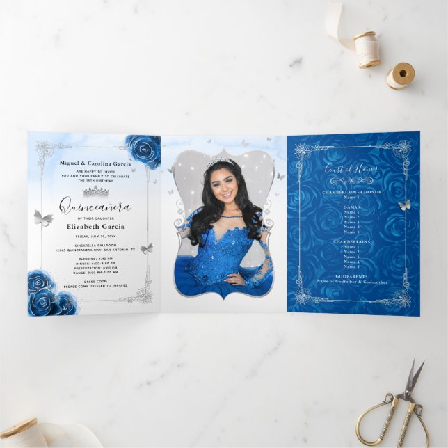 Invitación Tríptica Plata Española Real Azul Quinceanera (Interior)