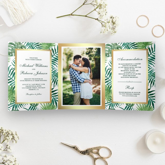 Invitación Tríptica Relieve metalizado dorado falso Palm tropical deja (Subido por el creador)