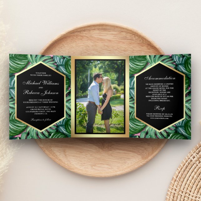 Invitación Tríptica Relieve metalizado dorado falso Palm tropical deja (Subido por el creador)