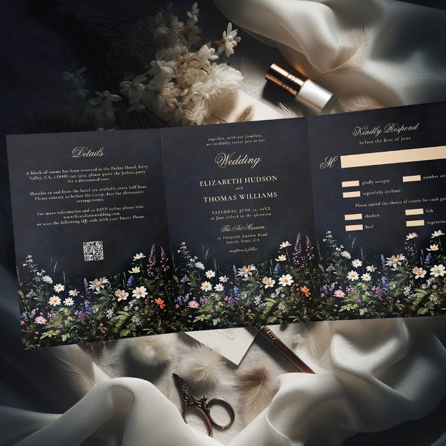 Invitación Tríptica Romance moreno oscuro y flores silvestres todo en  (moody dark romantic wedding invitation dusk garden wild flowers black all one seal send modern chic)