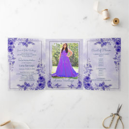 Invitación Tríptica Rosas españoles de Lavanda púrpura Quinceanera