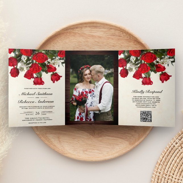 Invitación Tríptica Rosas Rojas Rústicas Ramo Foto Código QR Boda (Subido por el creador)