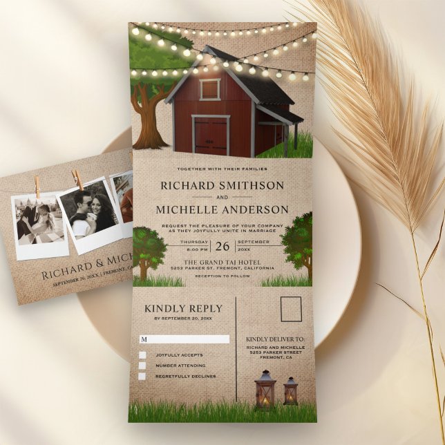 Invitación Tríptica Rústica Burlap Farm Red Barn String Luces Boda (Subido por el creador)