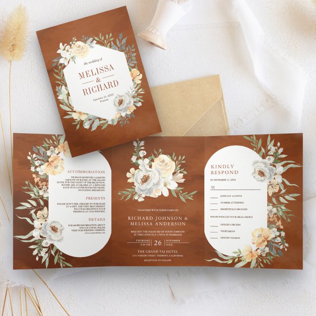 Invitación Tríptica Rústico Boho Earthy Peach Floral Terracotta Boda (Subido por el creador)