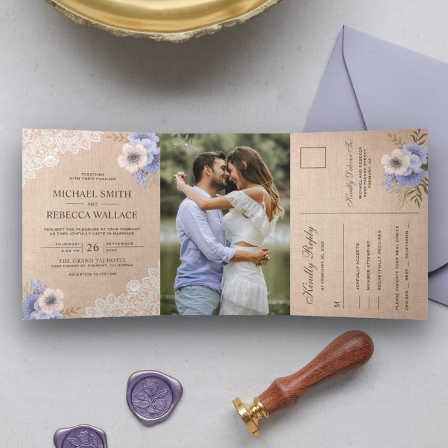 Invitación Tríptica Rústico País Burlap Lace Boda Purple Floral (Subido por el creador)