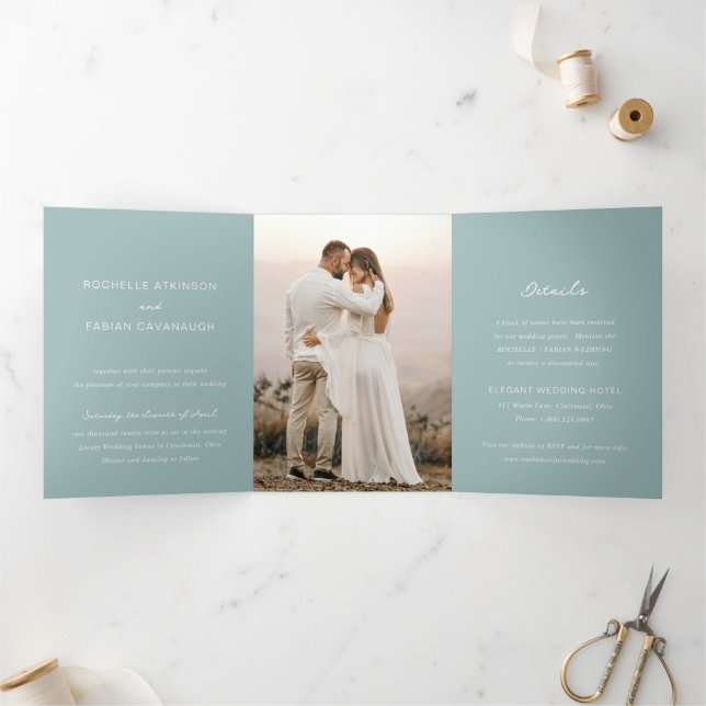 Invitación Tríptica Sencilla foto azul silenciada Elegante Boda (Interior)