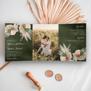 Invitación Tríptica Tierra de Palma de Marfil Floral Pampas Verde Oliv