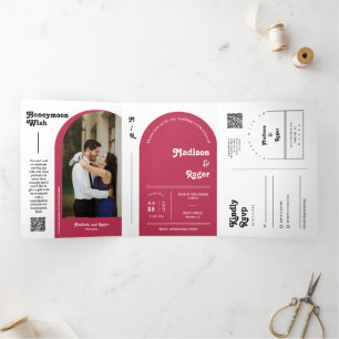 Invitación Tríptica Viva Magenta Retro Boho Arch Foto Boda de código Q