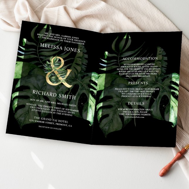 Invitación Tropical Gold Monstera Palm Black QR Code Wedding (Subido por el creador)