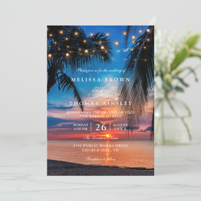 Invitación Tropical Sunset String Lights Palm QR Code Wedding (Anverso de pie)