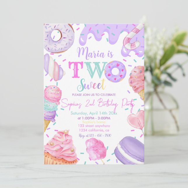 Invitación Two Sweet Girl Donut Pastel Purple 2nd Birthday (Anverso de pie)