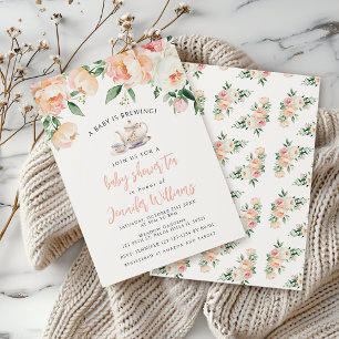 Invitación Un bebé está preparando una ducha de bebé floral
