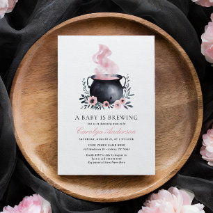 Invitación Un bebé prepara Baby Shower de Halloween