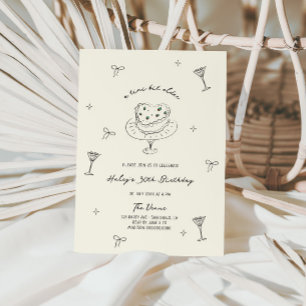 Invitación Un bit Tini más viejo Mano Quirky dibujada Cumplea