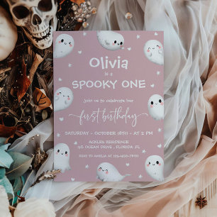 Invitación Un Chica de Halloween tiene miedo