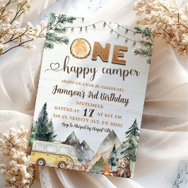 Invitación Un feliz cumpleaños forestal de un chico de camper