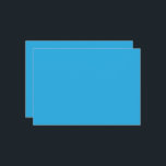 Invitación un fondo azul con<br><div class="desc">Añade un toque de color y carácter a tus paredes con este fondo azul vibrante que muestra a un gatito blanco y negro adorable. La perfecta combinación de colores y los detalles del gato crean un punto focal visualmente atractivo en cualquier habitación. Perfecto para los amantes de los gatos y...</div>