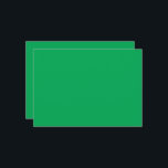 Invitación un fondo verde con<br><div class="desc">El diseño es un gran cuadrado azul con una textura suave y una sombra profunda de azul. El color es relajante y apacible, lo que recuerda a una sensación de tranquilidad y tranquilidad. El azul recuerda al océano o a un cielo azul claro, lo que da sensación de serenidad y...</div>