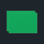 Invitación un fondo verde con<br><div class="desc">El diseño es un gran cuadrado azul con una textura suave y una sombra profunda de azul. El color es relajante y apacible, lo que recuerda a una sensación de tranquilidad y tranquilidad. El azul recuerda al océano o a un cielo azul claro, lo que da sensación de serenidad y...</div>