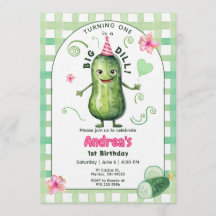 Un gran cumpleaños de pepino grande rosa