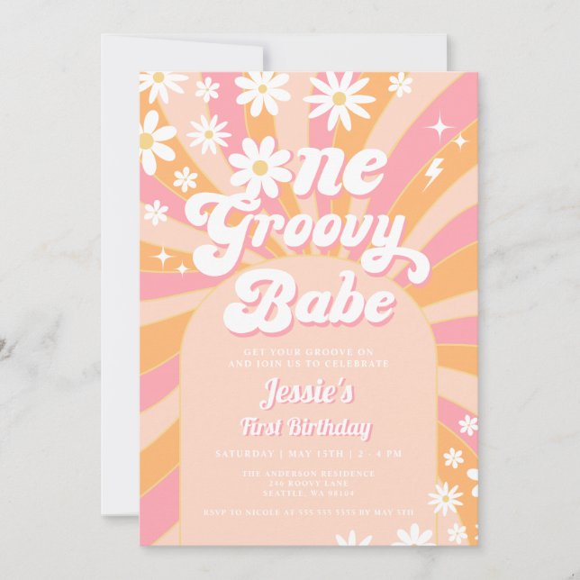 Invitación Un Groovy Babe Rosa Daisy Retro Primer cumpleaños (Anverso)