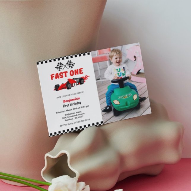 Invitación Un niño de carrera de auto rápido primer fiesta de (Subido por el creador)