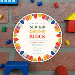 Invitación Un niño nuevo en la ducha de bebé del barrio de Bl<br><div class="desc">"Niño nuevo en la cuadra",  ducha de bebé con temática de borde de casas coloridas y edificios de colores brillantes con texto en el centro.</div>