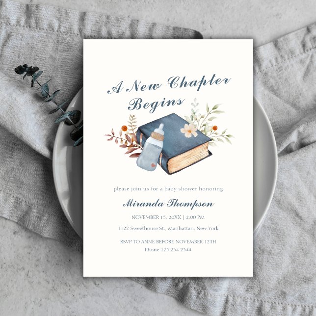 Invitación Un nuevo capítulo inicia Baby Shower de botellas d (A New Chapter Begins Book Bottle Baby Shower Invitation)