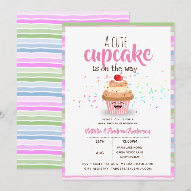 Invitación Un Pastel De Tapón Está En Camino De Rociar Chicas (Anverso / Reverso)