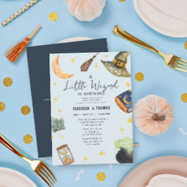 Invitación Un pequeño asistente preparando Baby Shower de Hal