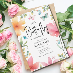 Invitación Un pequeño Baby Shower floral de mariposa
