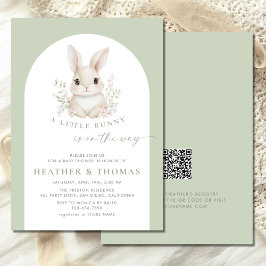 Invitación Un pequeño conejito elegante Sage Green Baby Showe