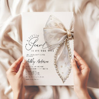 Un pequeño Pearl Neutral Bow Baby Shower