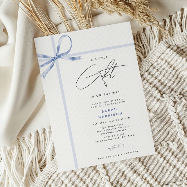Invitación Un pequeño regalo de Bow Ribbon Boy Baby Shower (Subido por el creador)