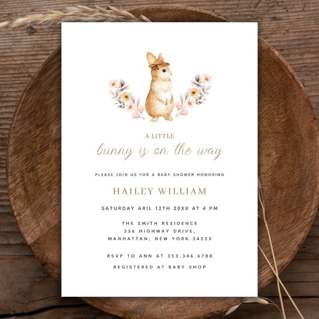 Invitación Un pequeño y caprichoso Bunny Wildflower Baby Show (A Little Whimsical Bunny Wildflower Baby Shower Invitation)