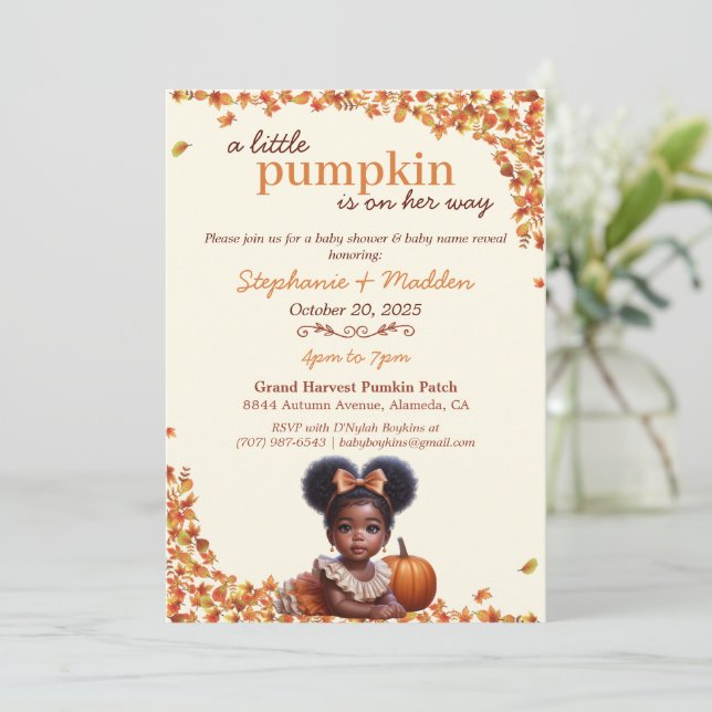 Invitación Una pequeña calabaza bebé niña afro puff y otoño (Anverso de pie)