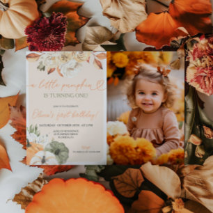 Invitación Una pequeña calabaza en la foto de cumpleaños de o