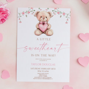 Invitación Una pequeña osita de peluche rosa Baby Shower