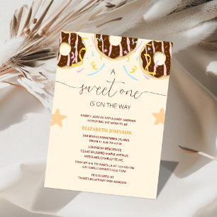 Invitación uno dulce está en camino a la ducha de bebé