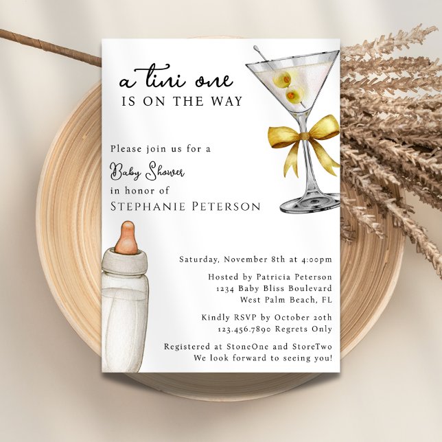 Invitación Uno Tini Está En Camino De La Baby Shower Amarilla (Subido por el creador)