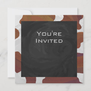 Invitación Vaca Brown y monograma blanco