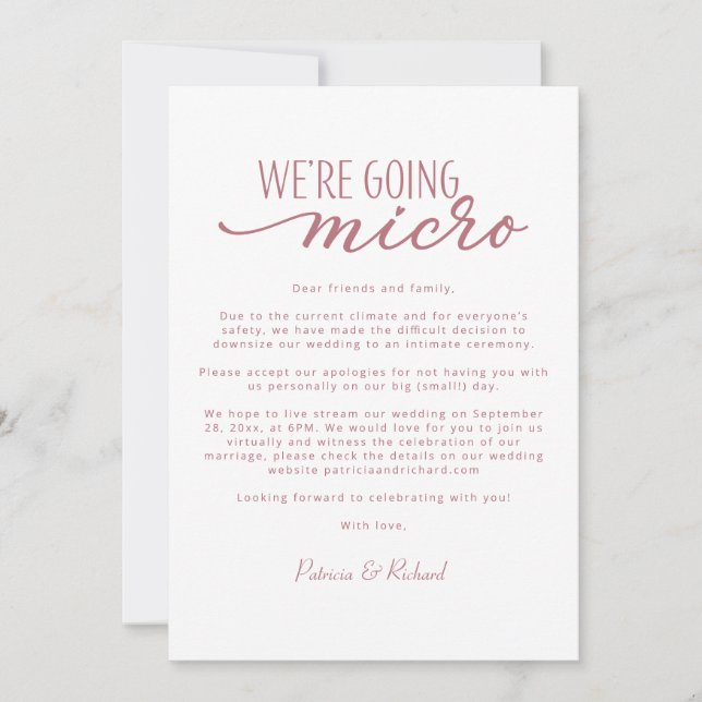 Invitación Vamos a reducir el tamaño de nuestra boda a micro (Anverso)