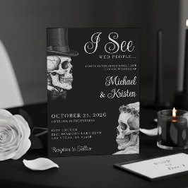 Invitación Veo gente casada Cráneos góticos Boda negra