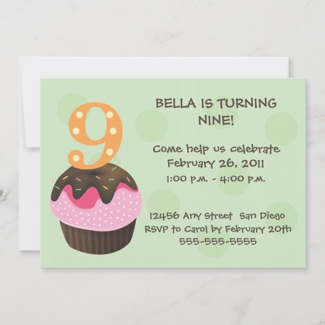 Invitación Verde de la magdalena 9 del feliz cumpleaños (Anverso)