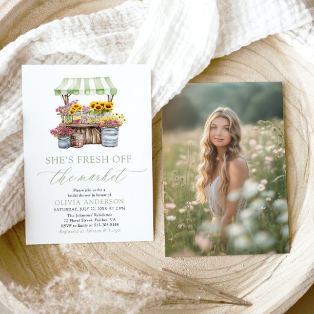 Invitación Verde: Está recién salida de la ducha de novia del (Green She’s Fresh Off The Market Bridal Shower Invitation)