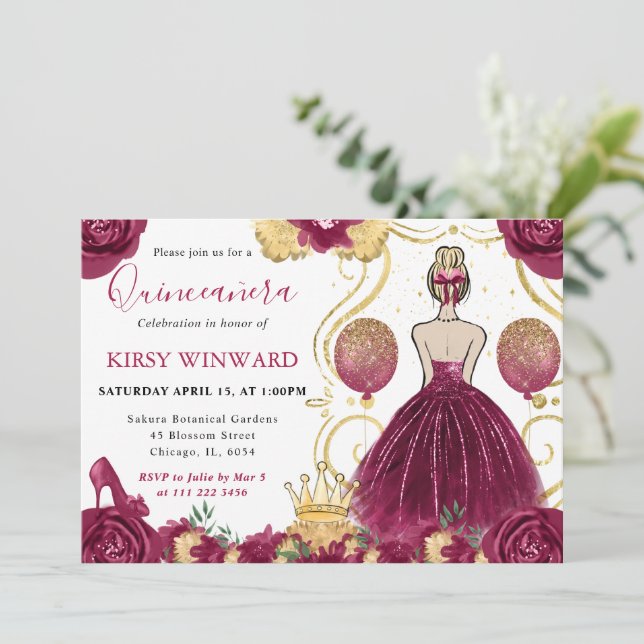 Invitación Vestido Borgoña Cabello Rubio Princesa Quinceañera (Anverso de pie)
