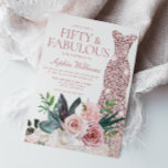 Invitación Vestido de oro de Rosa floral rosa Rubor 50 cumple<br><div class="desc">Rubor Pink Floral Rosa Vestido de Oro 50 cumpleaños fiesta 50 y fabulosa invitación Muchas más variaciones de color de vestimenta y arreglos de flores en la colección (ver abajo)</div>