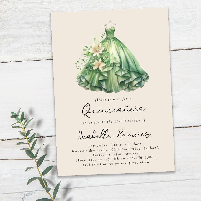 Invitación Vestido verde acuarela elegante Quinceañera (Subido por el creador)