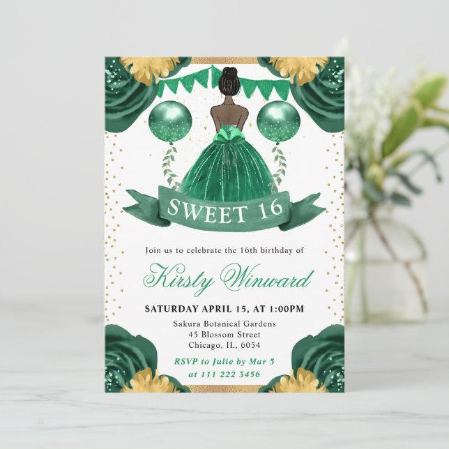 Invitación Vestido verde piel oscura Princesa Dulce 16 (Anverso de pie)